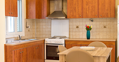 Artichoke Apartments kitchen
